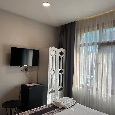 Guler Rooftop Istanbul