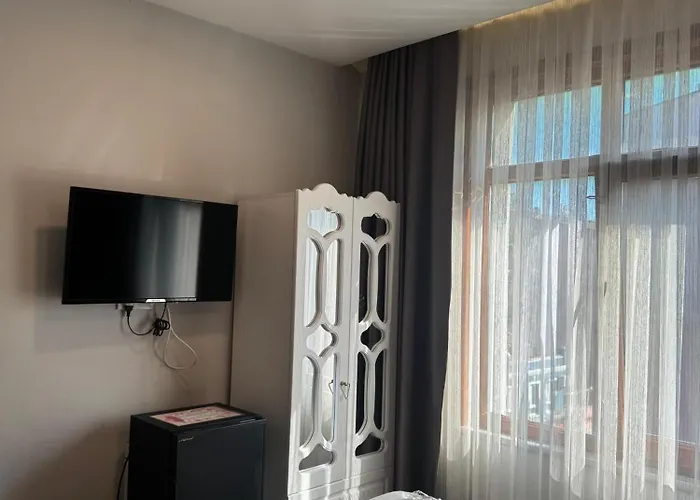 Guler Rooftop Istanboel