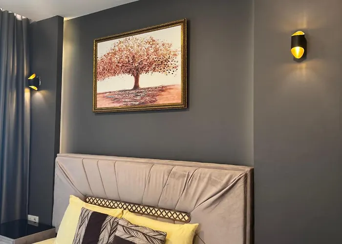 Guler Rooftop * Istambul